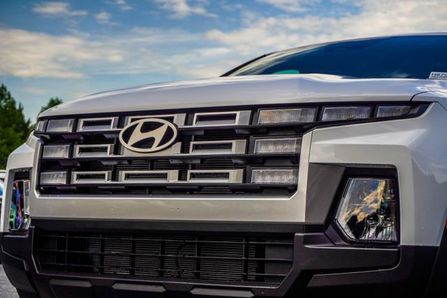 New 2026 Hyundai Santa Cruz SE FWD image 2