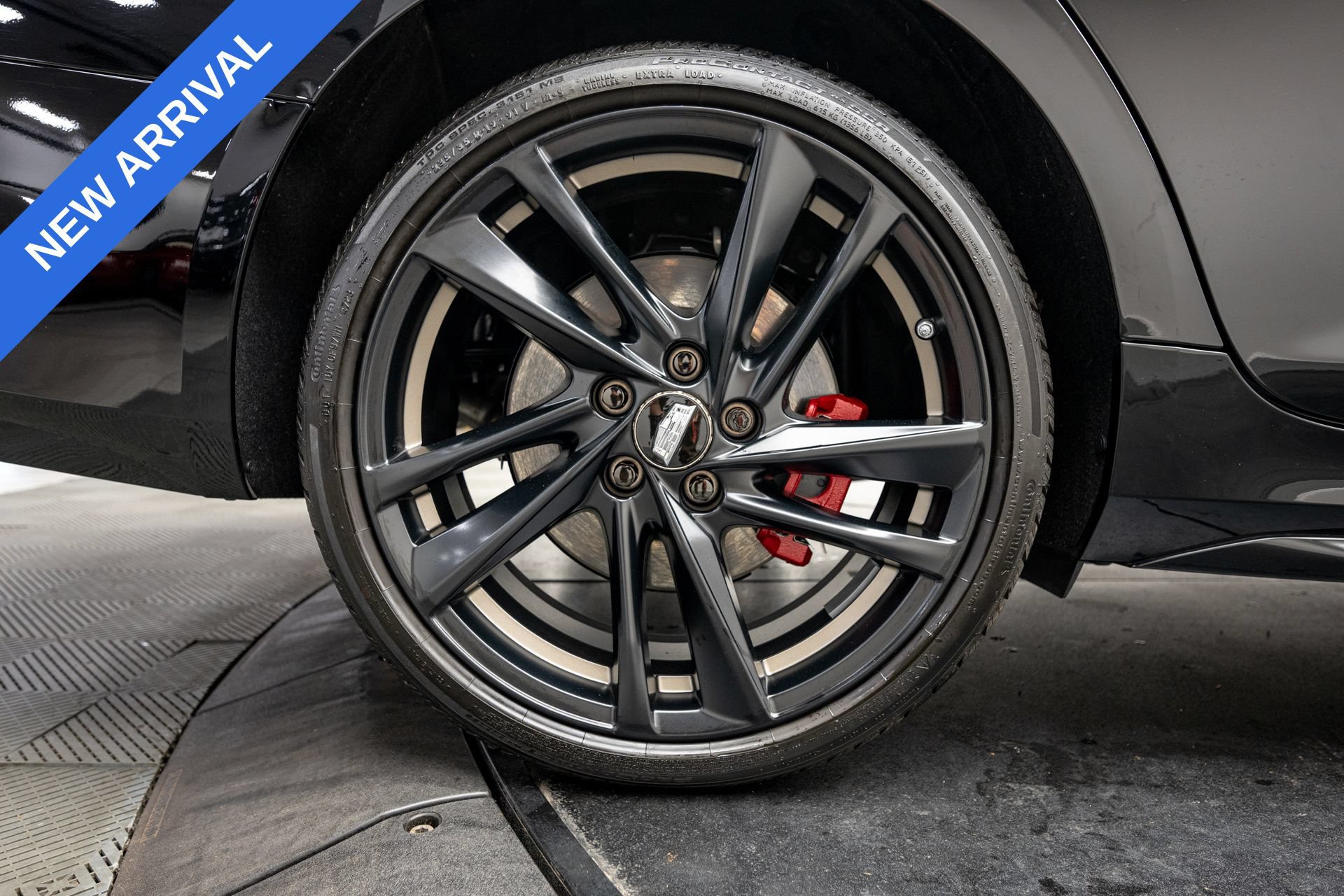 Used 2025 Cadillac CT4 V w/ LPO, Bronce Accent Package AWD/4WD image 41