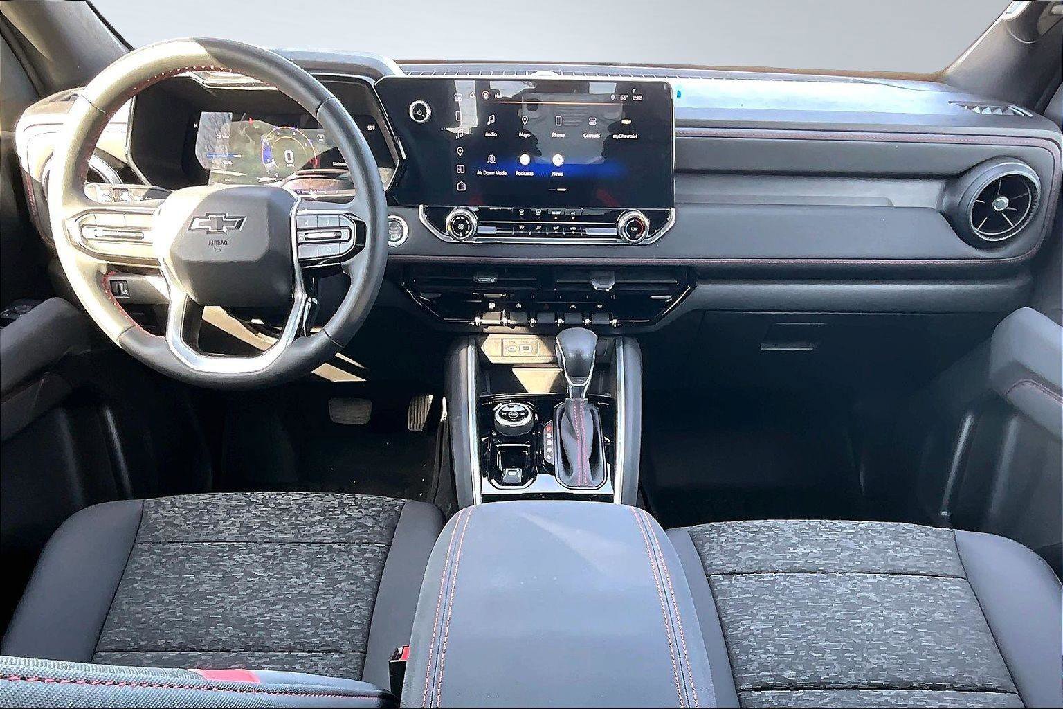 Certified 2024 Chevrolet Colorado Z71 w/ Advanced Trailering Package image 7