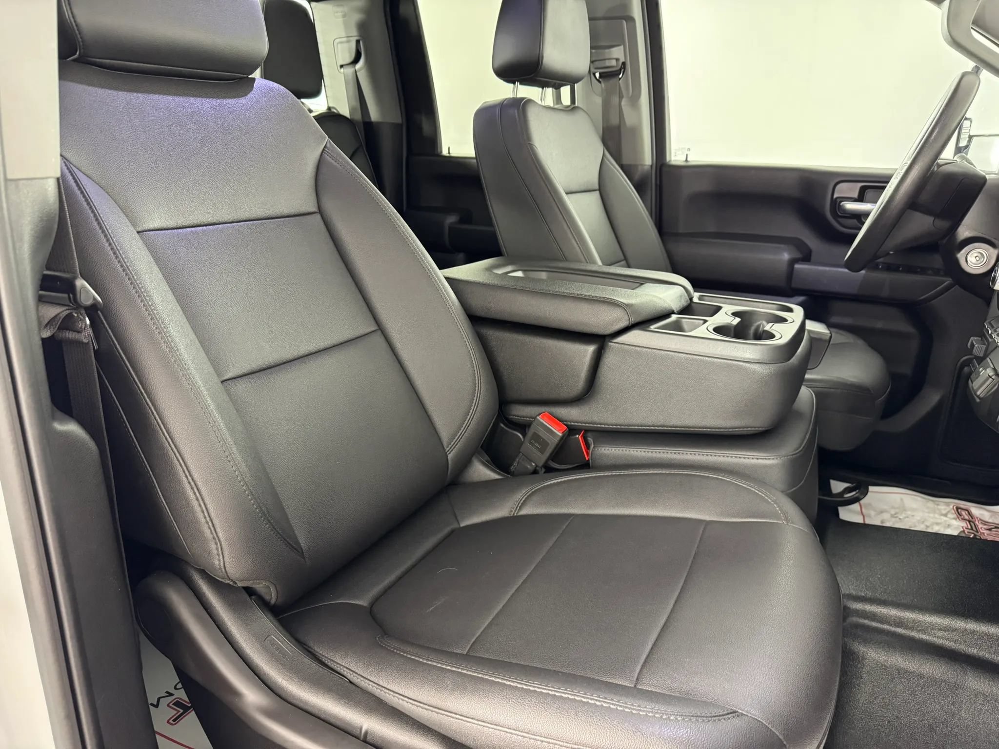 Used 2023 GMC Sierra 2500 Pro w/ Convenience Package AWD/4WD image 30