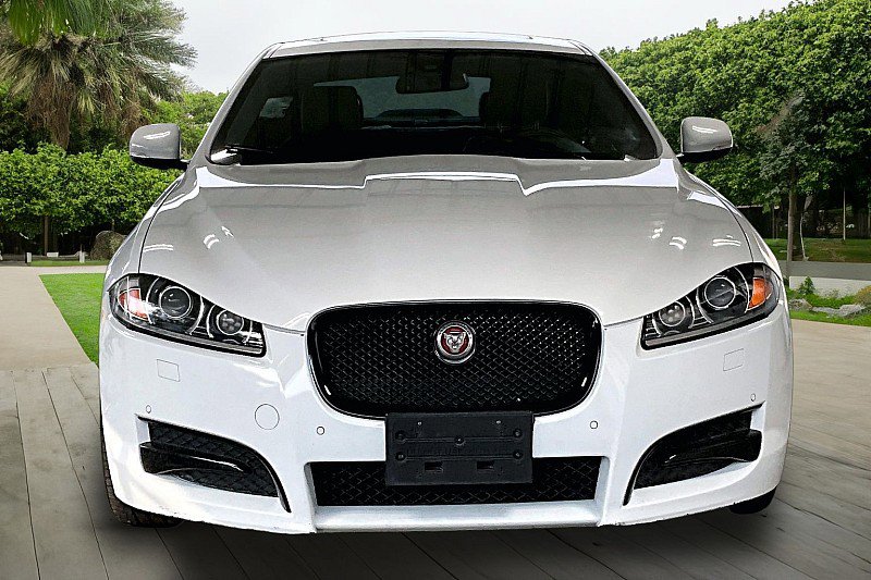 Used 2015 Jaguar XF Portfolio RWD image 2