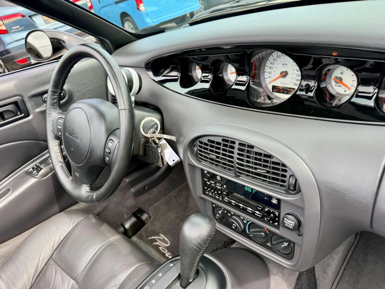 Used 1999 Plymouth Prowler RWD image 33
