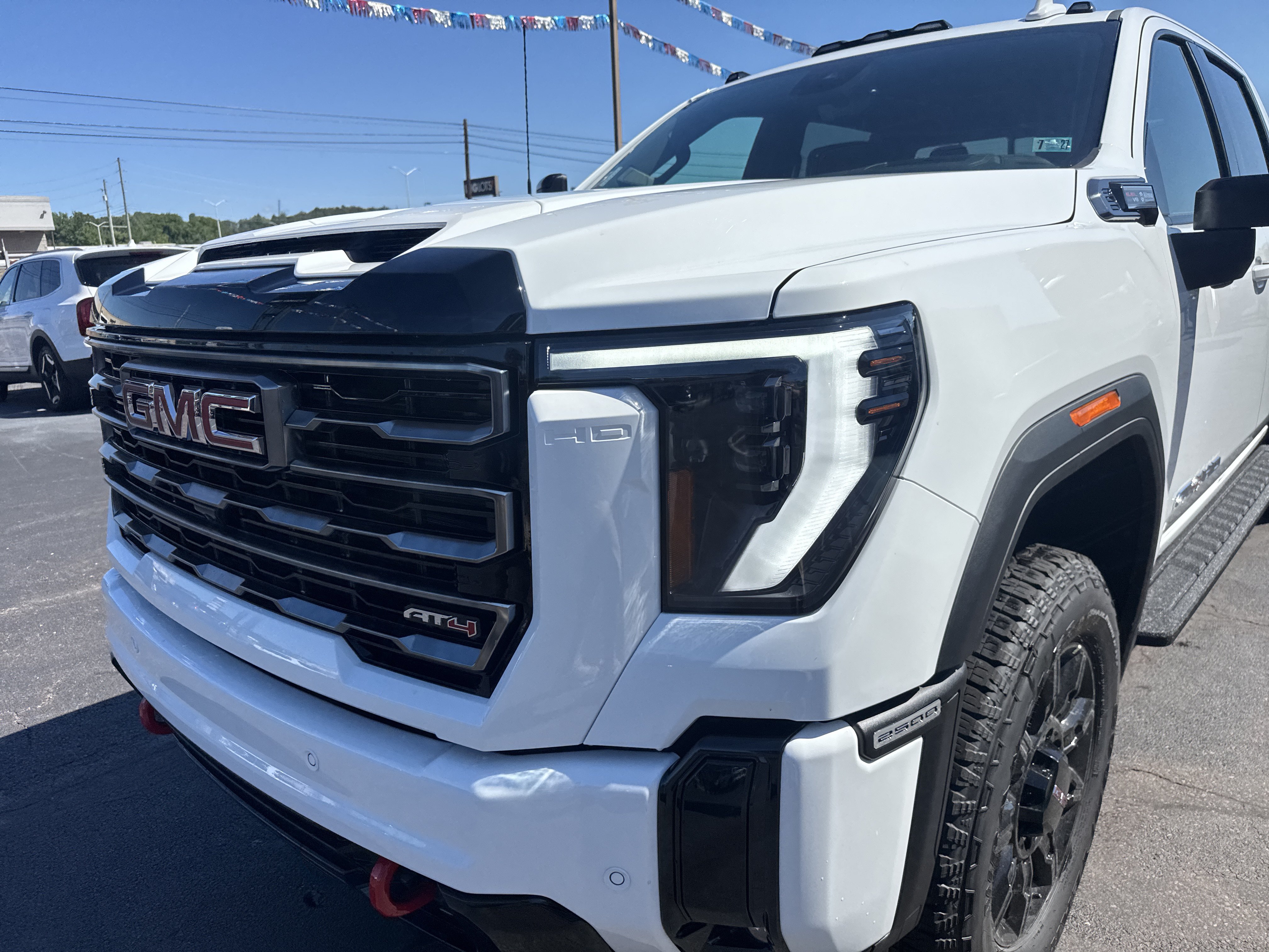 New 2026 GMC Sierra 2500 AT4 w/ AT4 Premium Plus Package AWD/4WD image 10