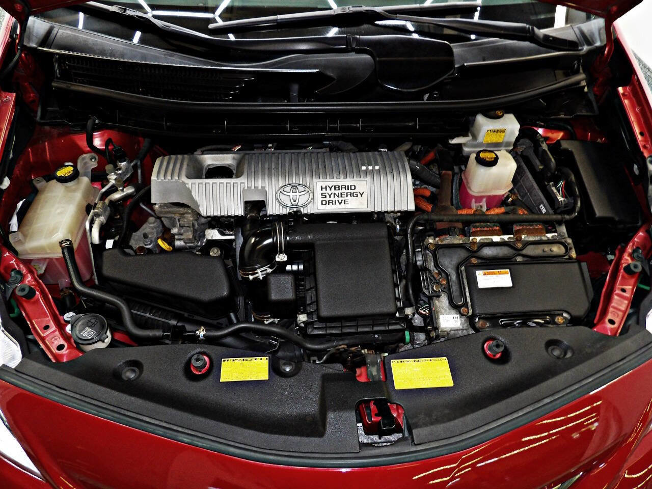 Used 2014 Toyota Prius V Five image 22