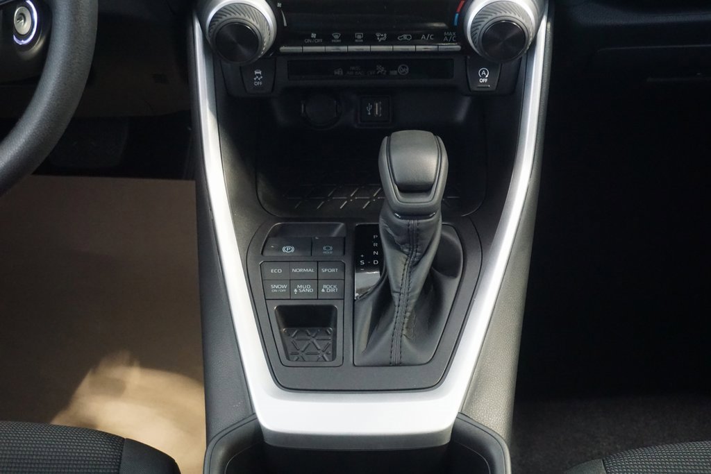 New 2025 Toyota RAV4 LE image 29