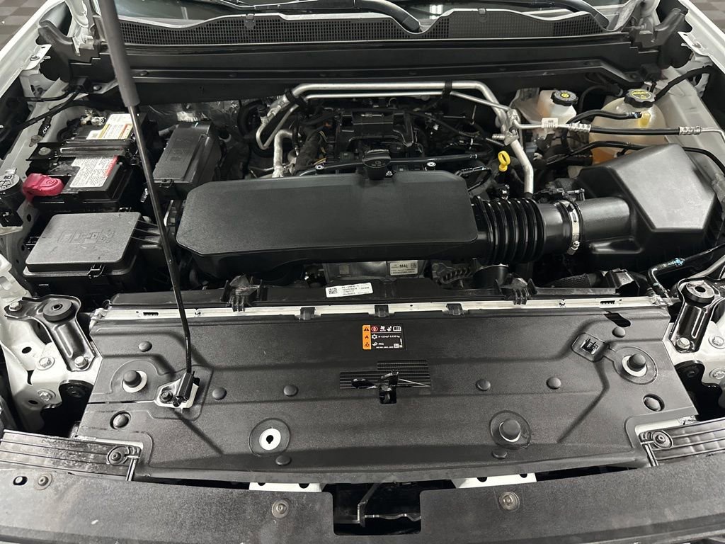 Used 2025 GMC Canyon AT4 w/ AT4X Package image 34