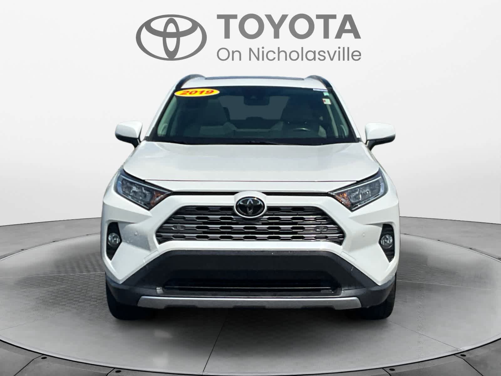 Used 2019 Toyota RAV4 Limited w/ Protection Package AWD/4WD image 9
