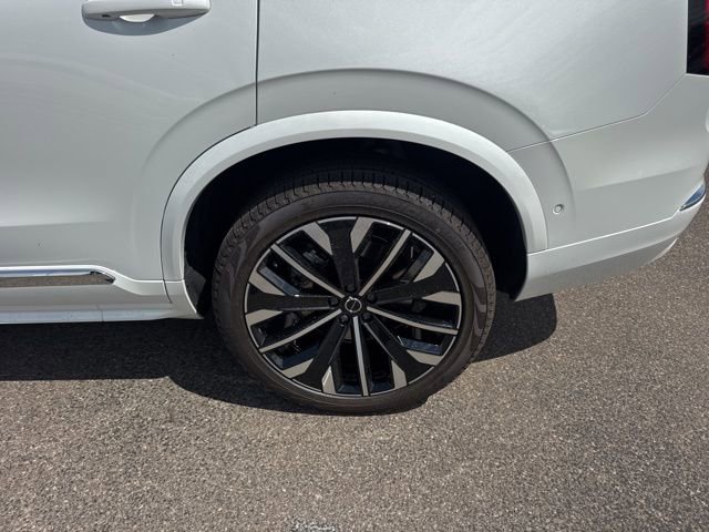 New 2026 Volvo XC90 B6 Plus w/ Protection Package Premier image 9