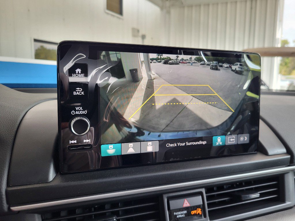 New 2025 Honda Pilot EX-L image 13