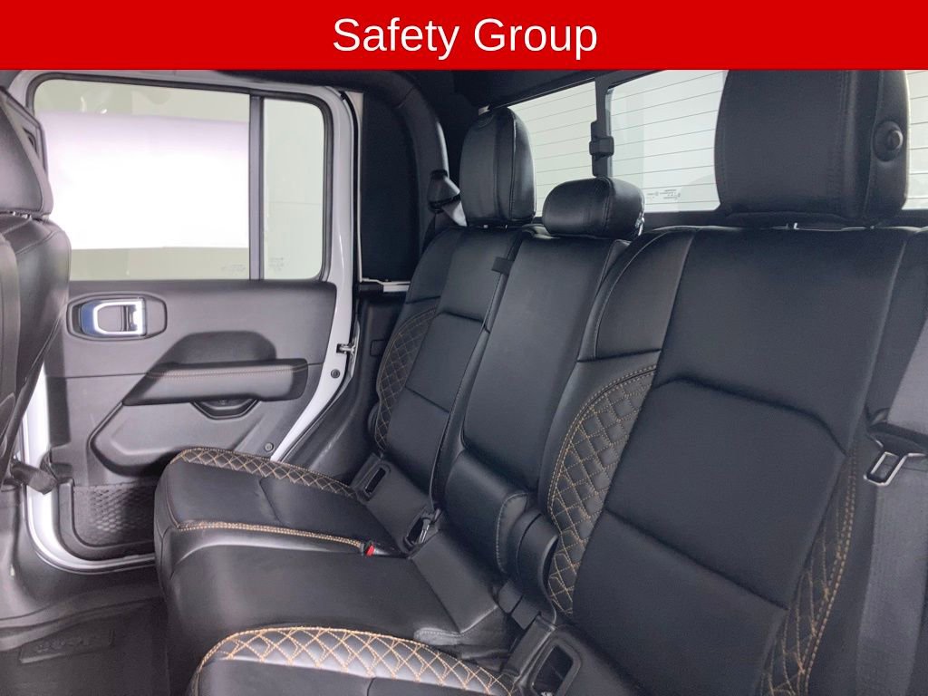 Used 2021 Jeep Gladiator Overland image 16