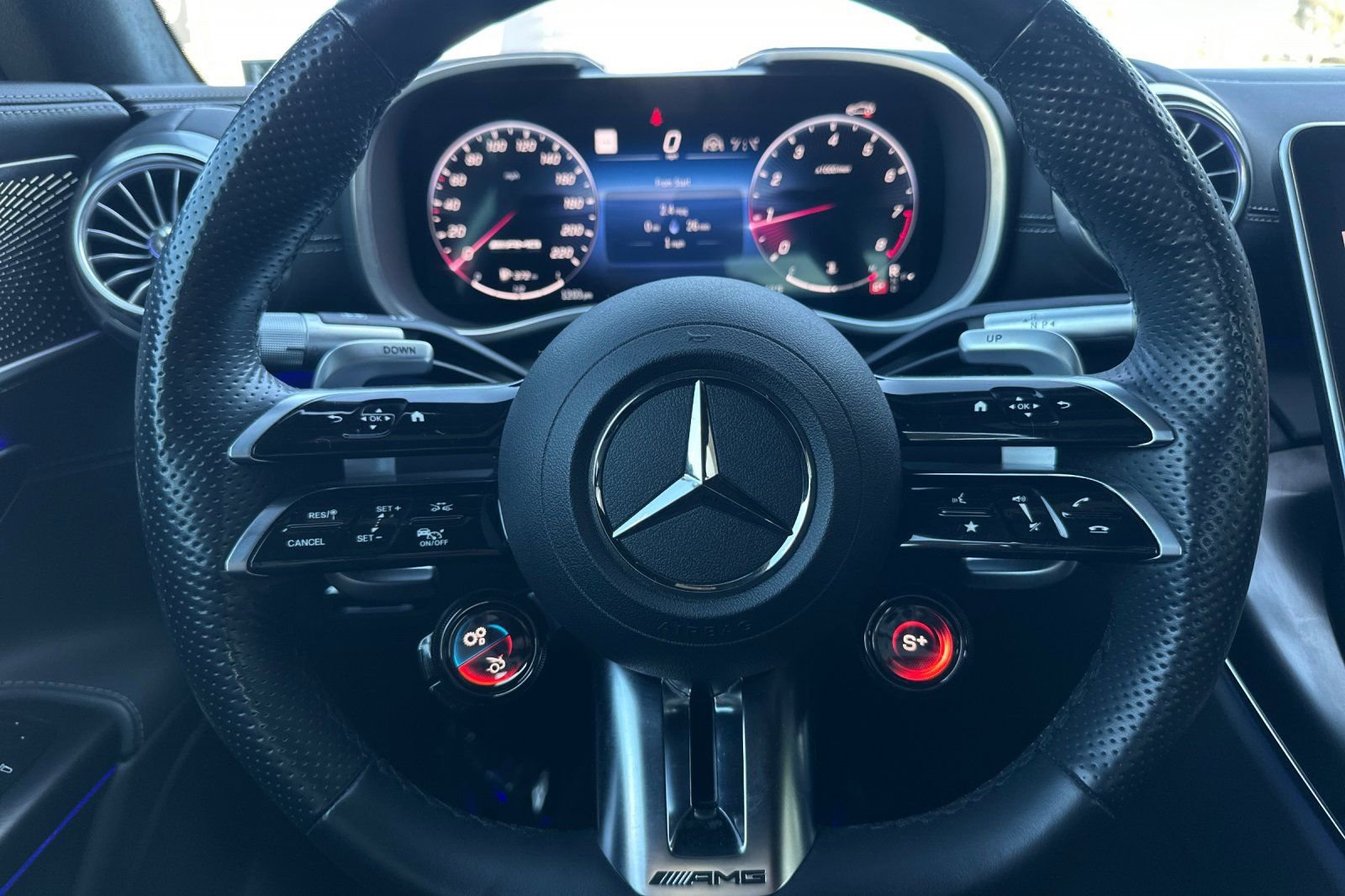 Certified 2022 Mercedes-Benz SL 63 AMG 4MATIC image 24