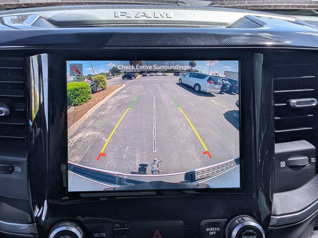 Used 2022 RAM 1500 Laramie AWD/4WD image 28