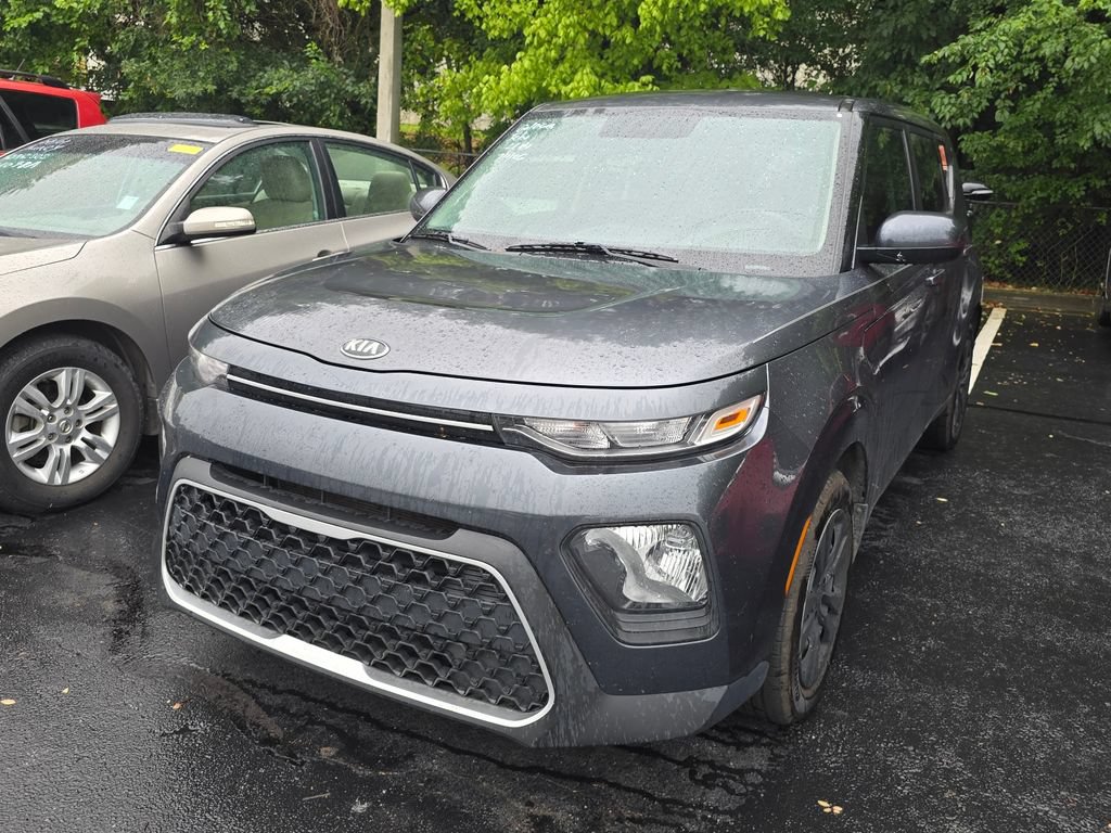 Used 2021 Kia Soul LX FWD image 3