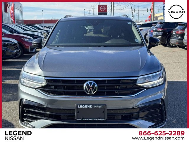 Used 2022 Volkswagen Tiguan SE R-Line image 2