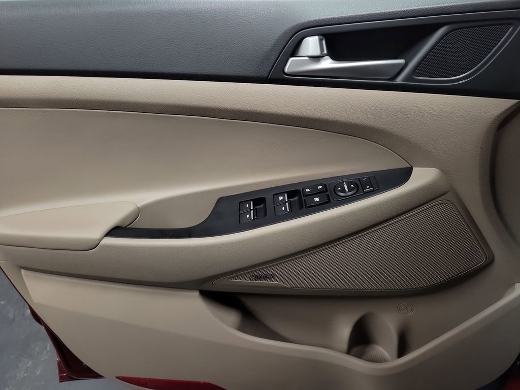 Used 2019 Hyundai Tucson Limited image 24