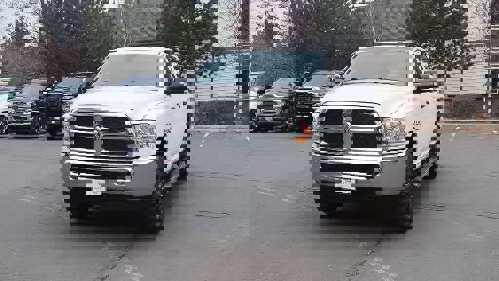 Used 2017 RAM 2500 Tradesman w/ Chrome Appearance Group image 4