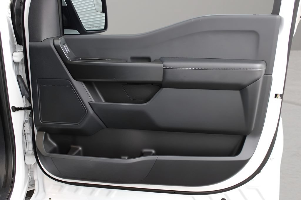 Used 2022 Ford F150 XL w/ STX Appearance Package RWD image 18