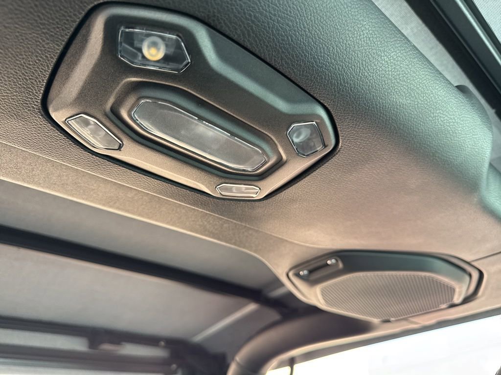 Used 2020 Jeep Wrangler Rubicon w/ LED Lighting Group image 23