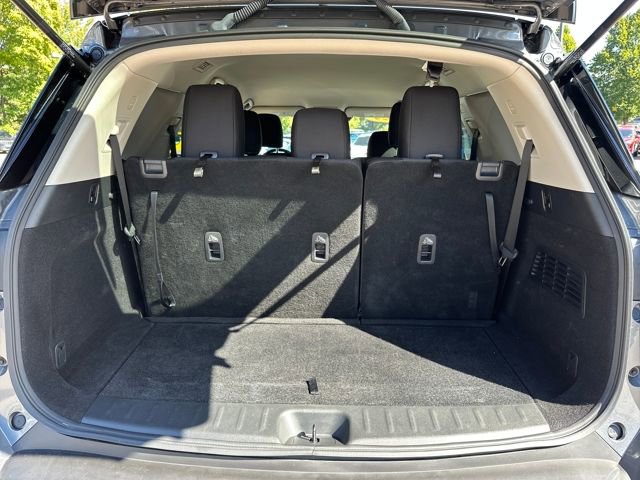 Used 2024 Nissan Pathfinder S image 26