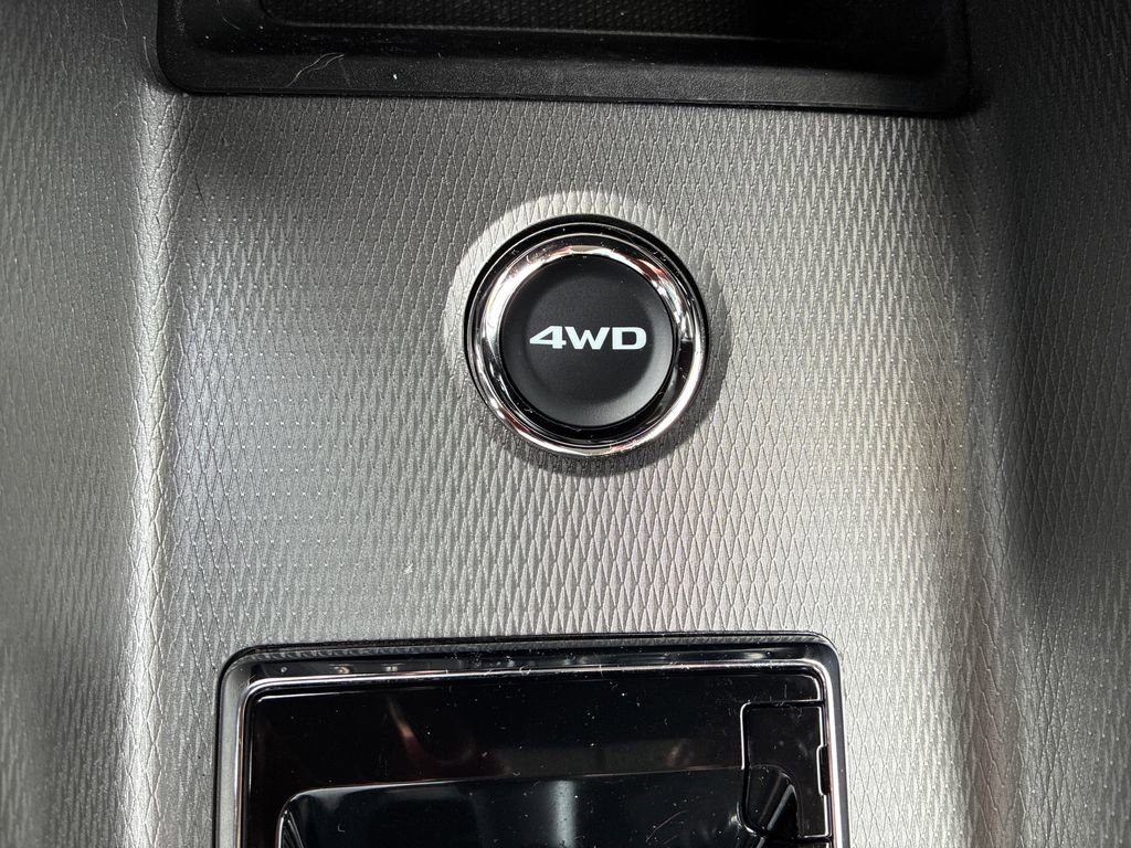 Used 2023 Mitsubishi Outlander Sport LE AWD/4WD image 29