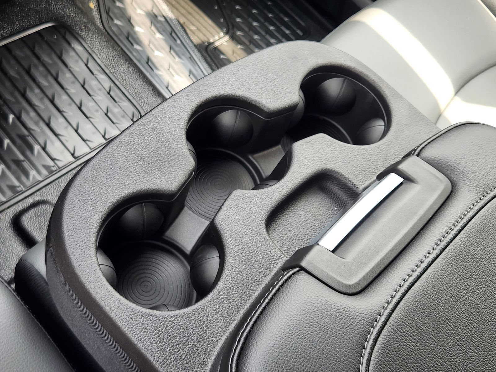 New 2025 RAM 3500 Tradesman RWD image 17