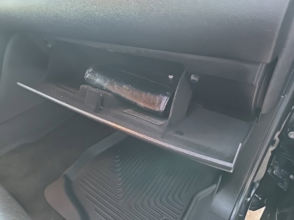 Used 2007 Cadillac Escalade EXT w/ Information Package image 91