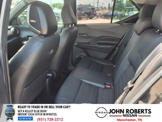 Used 2019 Nissan Kicks SR w/ SR Premium Package FWD image 9
