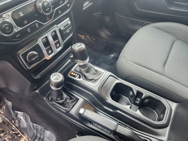 Used 2020 Jeep Wrangler Sport AWD/4WD image 14