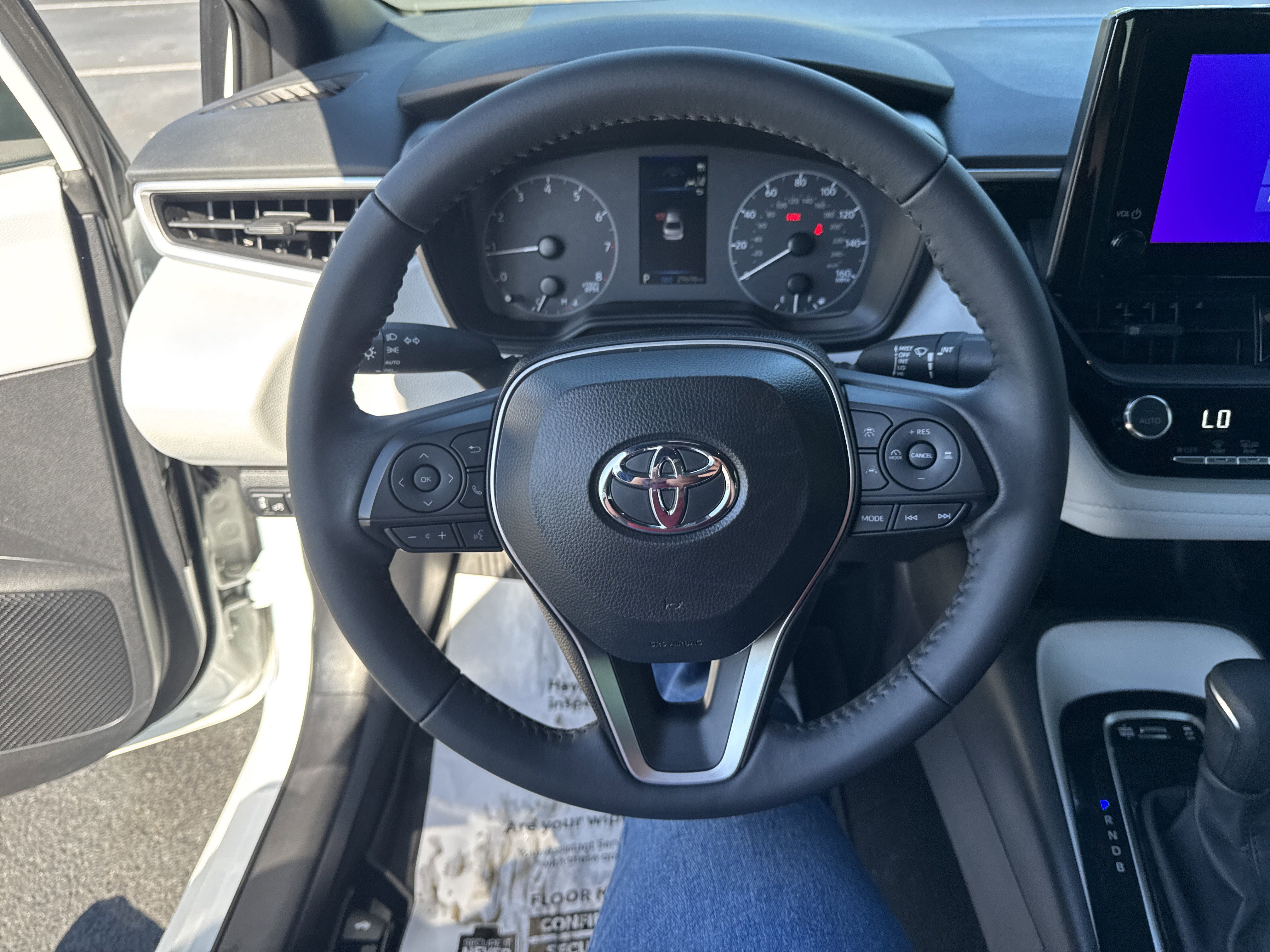 Used 2024 Toyota Corolla SE FWD image 16