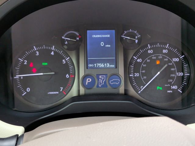 Used 2019 Lexus GX 460 Premium w/ Premium Package AWD/4WD image 18