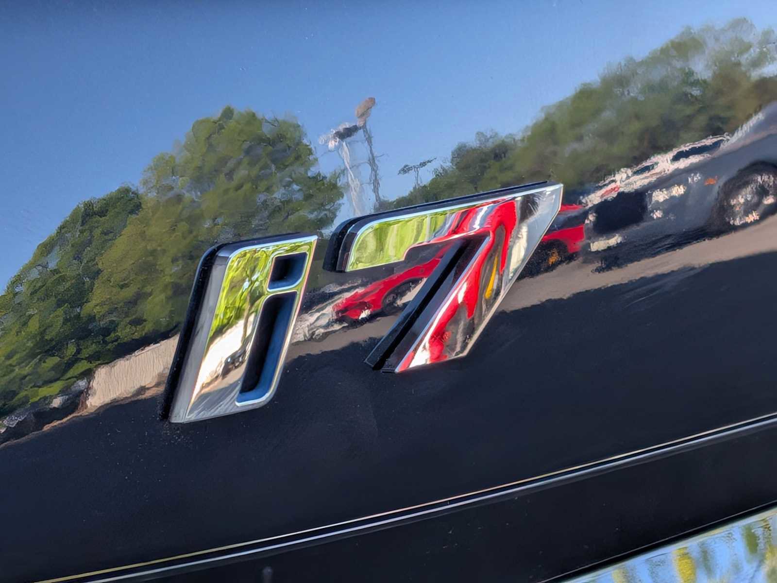 Certified 2024 BMW i7 M70 image 13