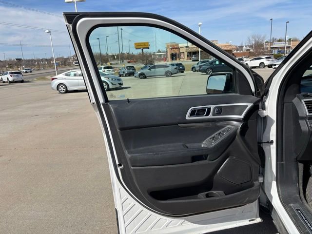 Used 2014 Ford Explorer Sport w/ Equipment Group 401A image 9
