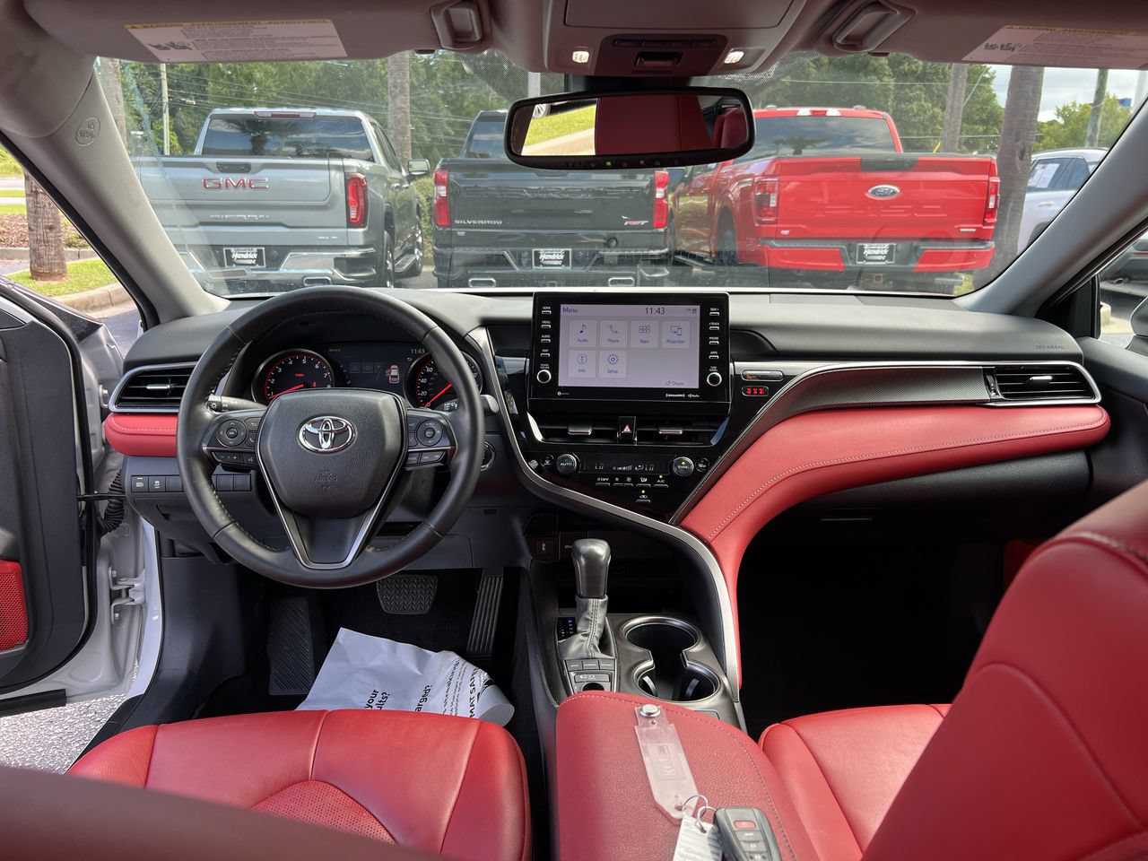 Used 2024 Toyota Camry XSE FWD image 31