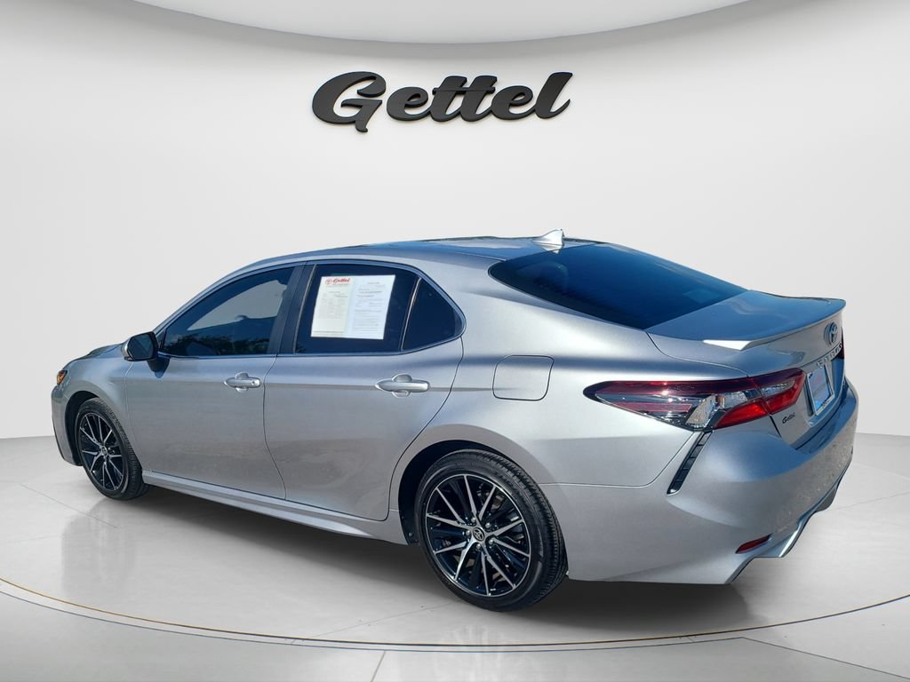 Certified 2024 Toyota Camry SE FWD image 6