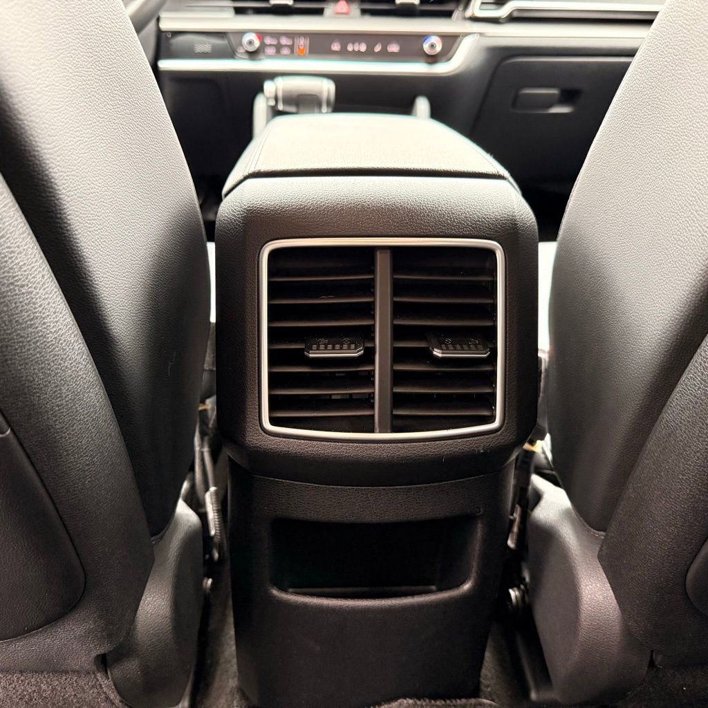 Used 2025 Kia Sportage EX image 31