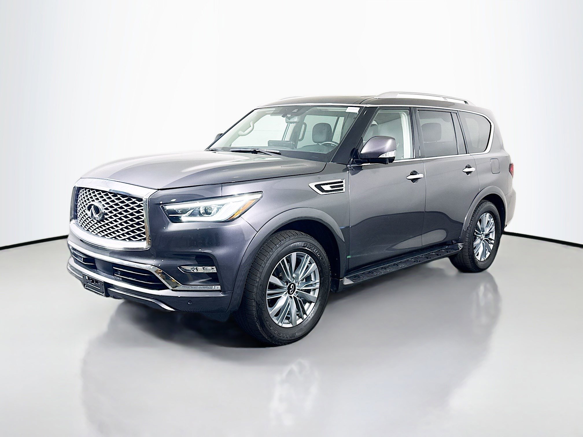 Used 2024 INFINITI QX80 Luxe image 4