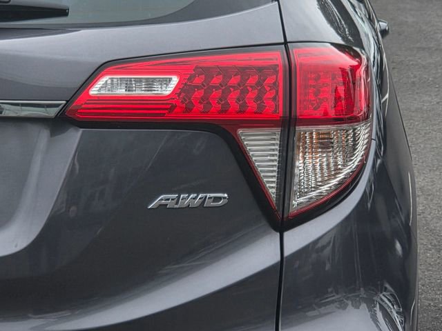 Used 2021 Honda HR-V LX image 33