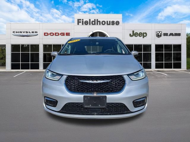 Used 2023 Chrysler Pacifica Touring-L FWD image 7