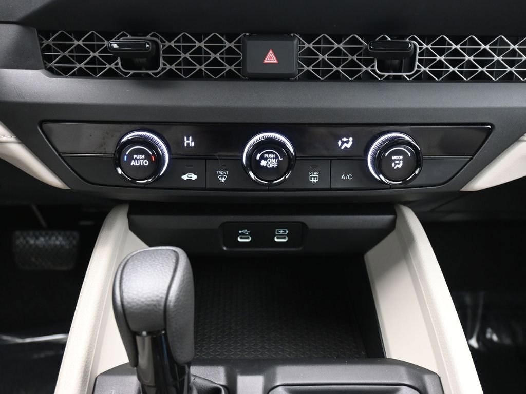 Used 2025 Honda Accord LX image 45