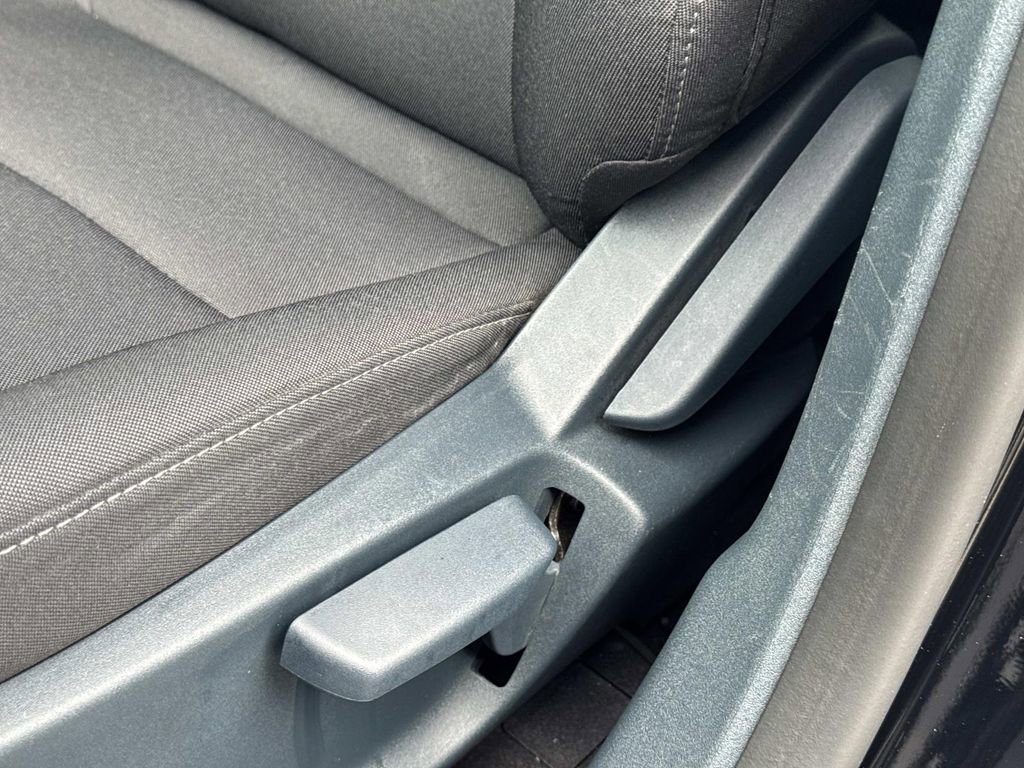 Certified 2024 Ford Maverick XL image 21