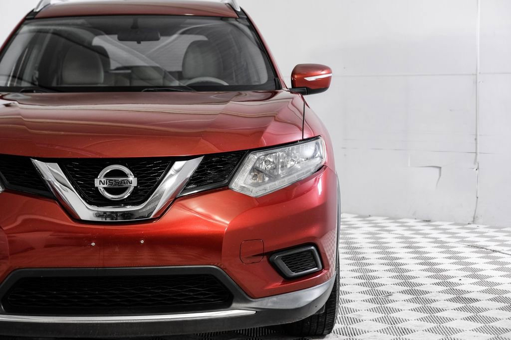 Used 2015 Nissan Rogue SV image 46