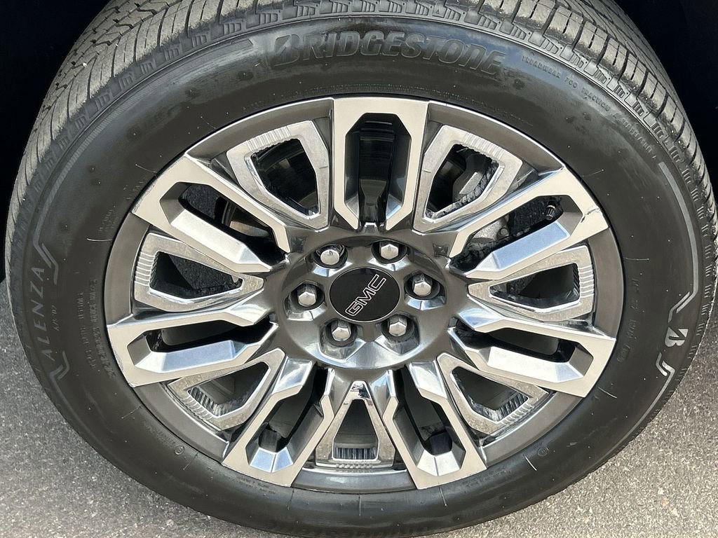 Used 2024 GMC Yukon Denali Ultimate image 34