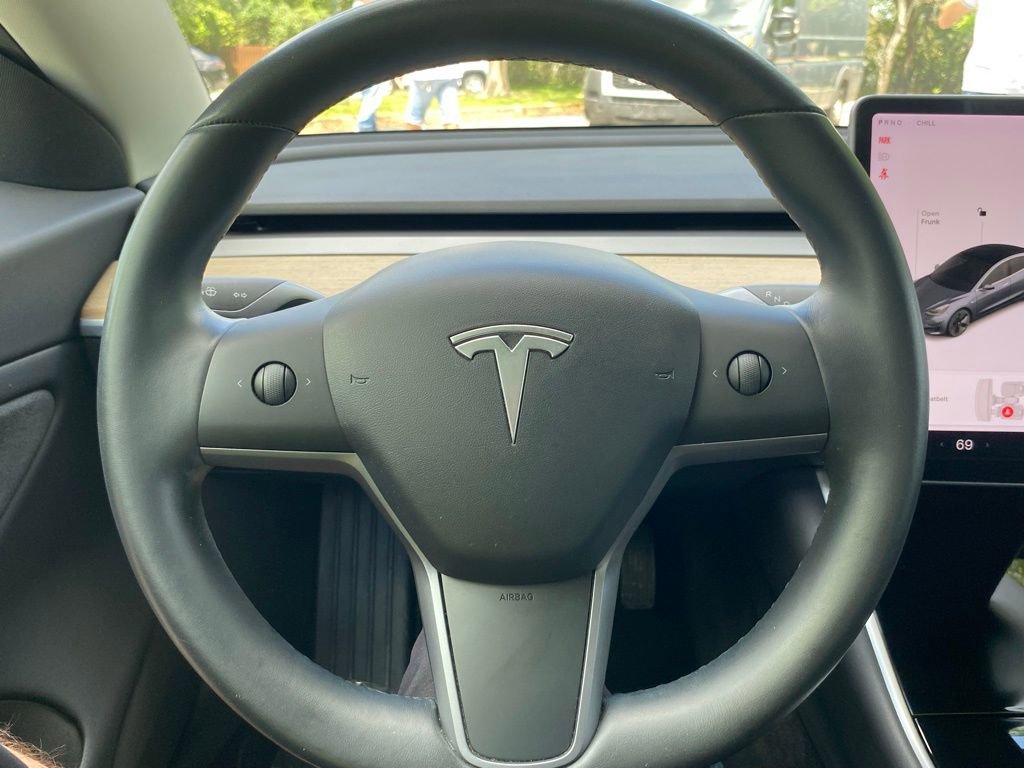 Used 2019 Tesla Model 3 Long Range image 32