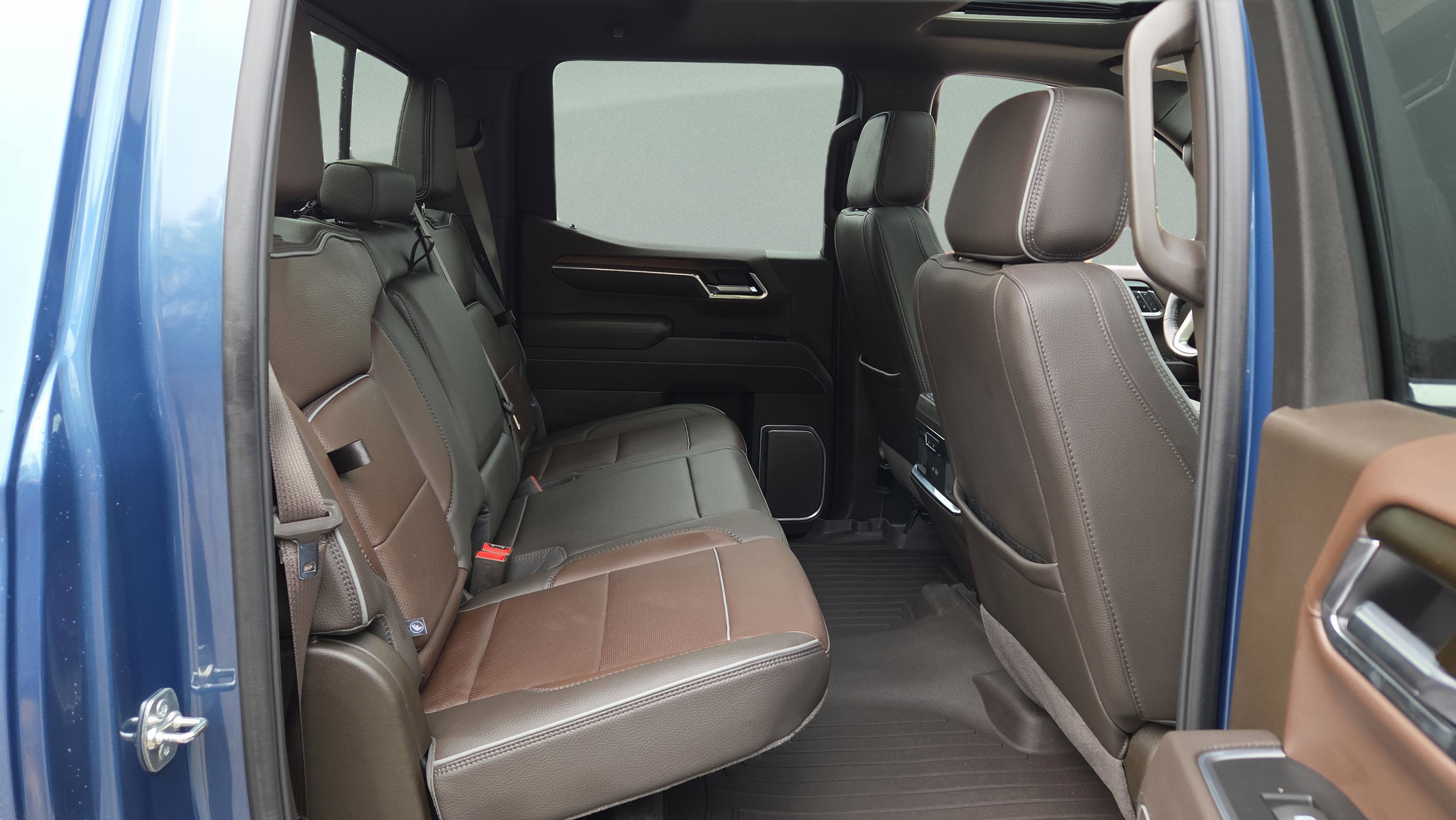 Certified 2025 GMC Sierra 1500 Denali image 17