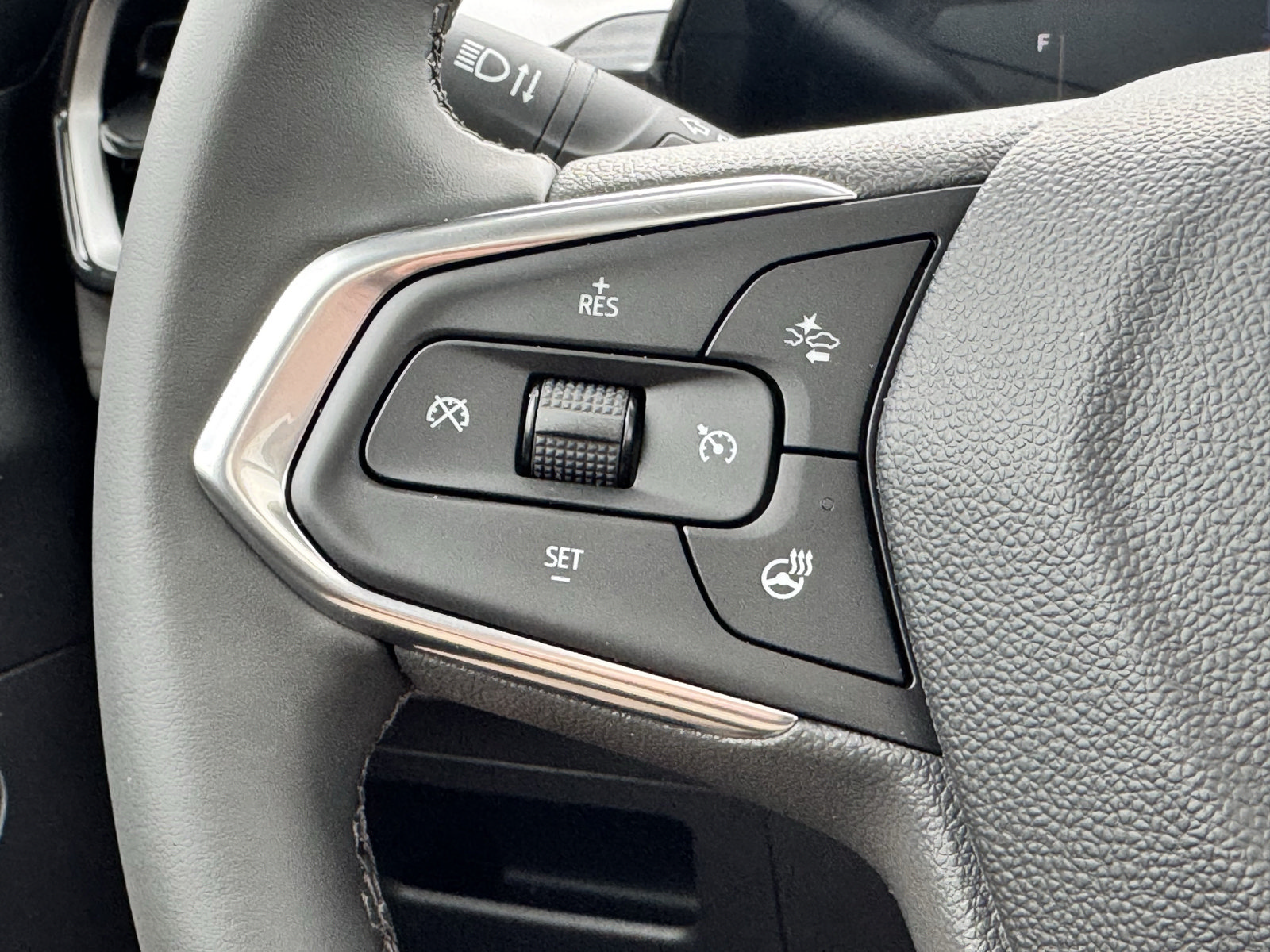 New 2026 Chevrolet TrailBlazer LT w/ Convenience Package FWD image 7