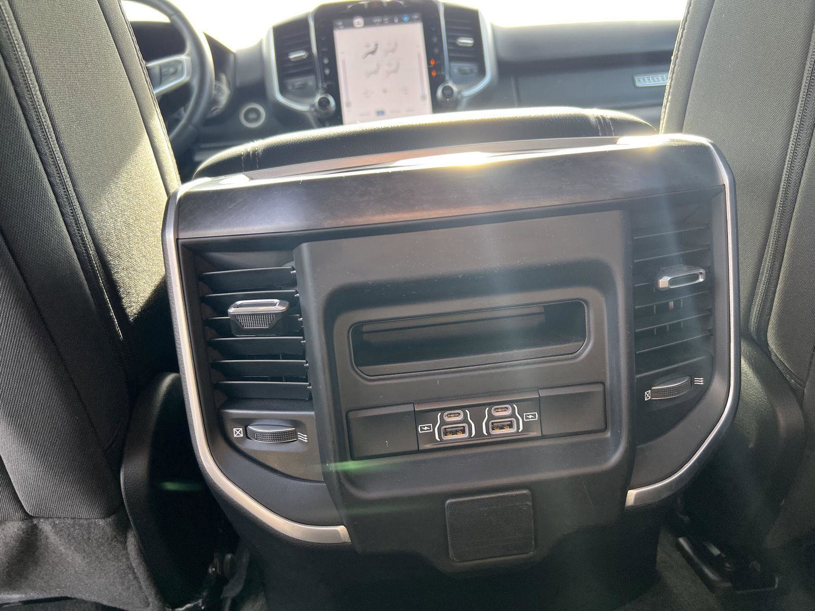 Used 2023 RAM 1500 Big Horn AWD/4WD image 30