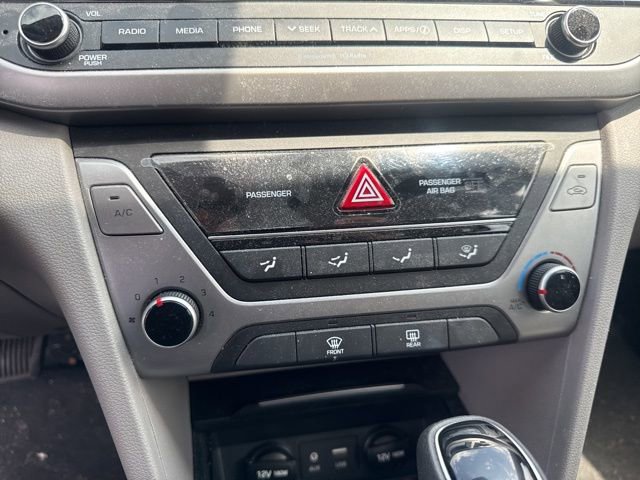 Used 2018 Hyundai Elantra SEL FWD image 14