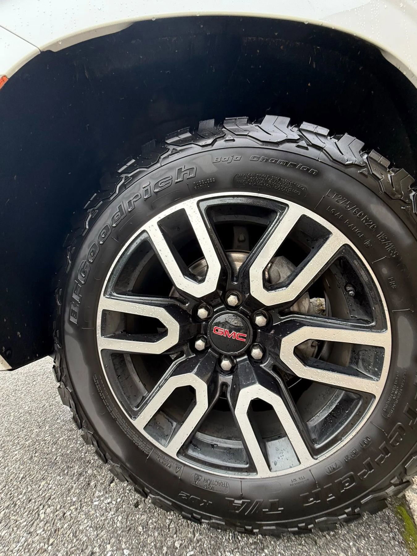 Used 2021 GMC Yukon AT4 w/ AT4 Premium Package image 16