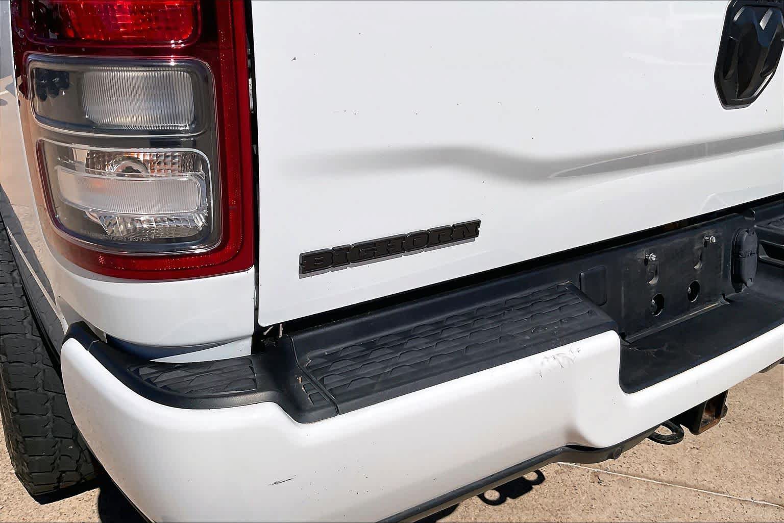 Used 2022 RAM 3500 Big Horn w/ Night Edition AWD/4WD image 11