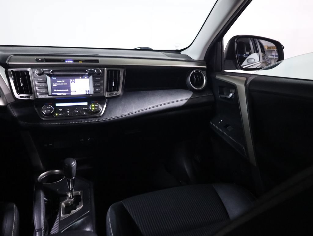 Used 2014 Toyota RAV4 XLE AWD/4WD image 50